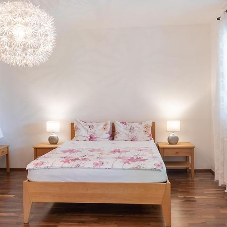Apartment Salzburg City&Lake Elixhausen Екстериор снимка