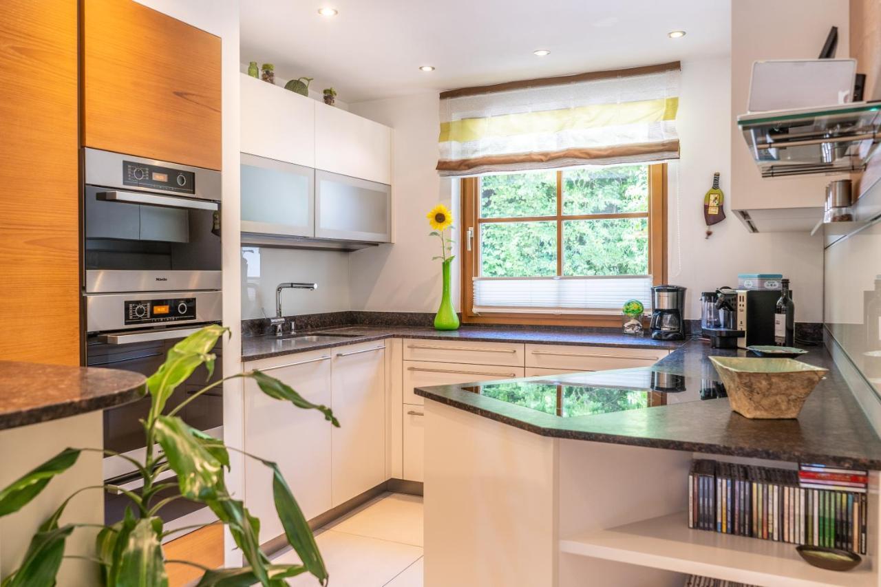 Apartment Salzburg City&Lake Elixhausen Екстериор снимка